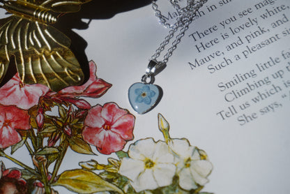 forget-me-not hearts